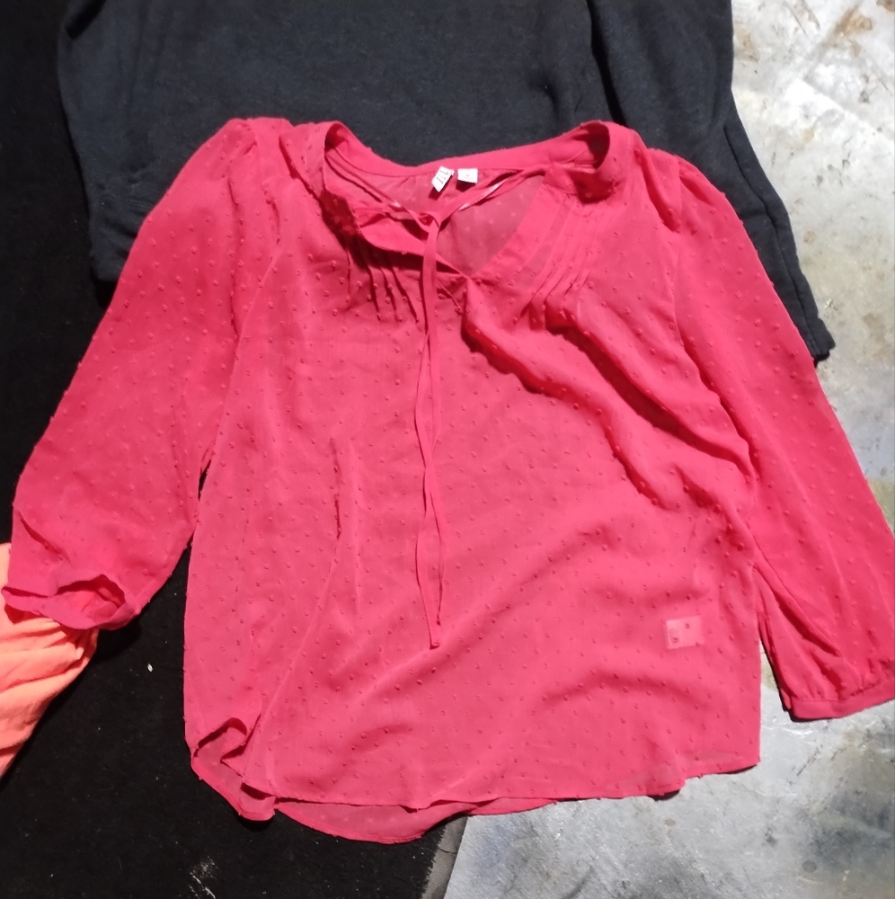 Shirts - Picture 4 of 4